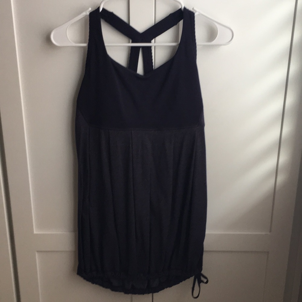 Lululemon tank